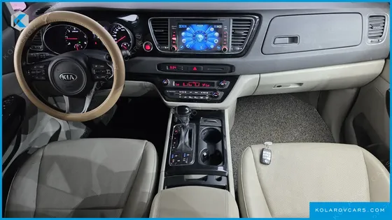 KIA CARNIVAL 9-SEATER PRESTIGE