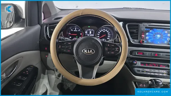 KIA CARNIVAL 9-SEATER PRESTIGE