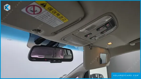 KIA CARNIVAL 9-SEATER PRESTIGE