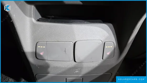 KIA CARNIVAL 9-SEATER PRESTIGE