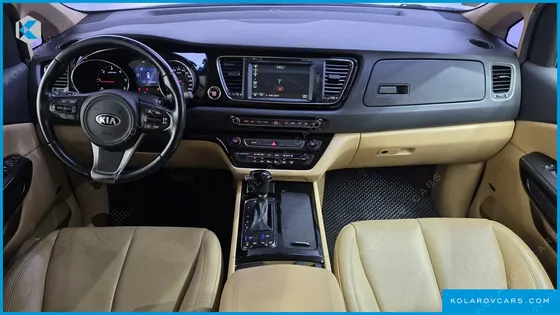 KIA CARNIVAL 9-SEATER NOBLESSE