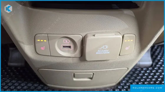 KIA CARNIVAL 9-SEATER NOBLESSE