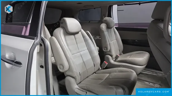 KIA CARNIVAL 9-SEATER NOBLESSE