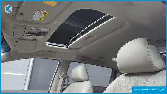 KIA CARNIVAL 9-SEATER NOBLESSE