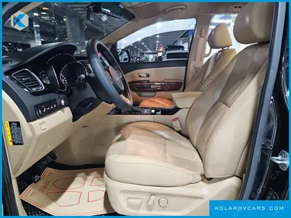 KIA CARNIVAL 9-SEATER HI-LIMOUSINE