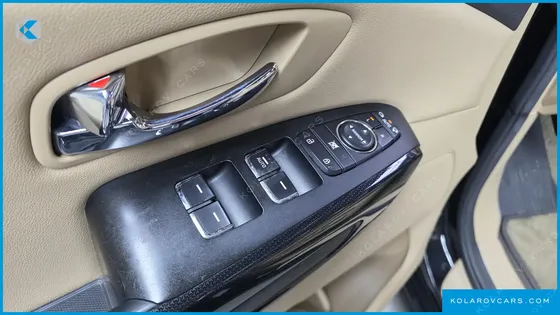 KIA CARNIVAL 9-SEATER HI-LIMOUSINE