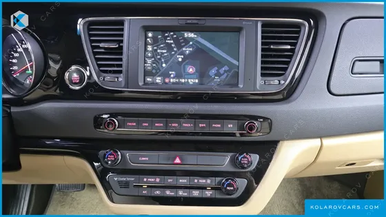 KIA CARNIVAL 9-SEATER HI-LIMOUSINE