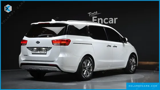 KIA CARNIVAL 9-SEATER NOBLESSE