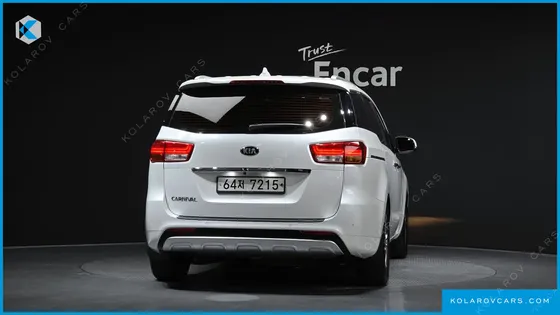 KIA CARNIVAL 9-SEATER NOBLESSE
