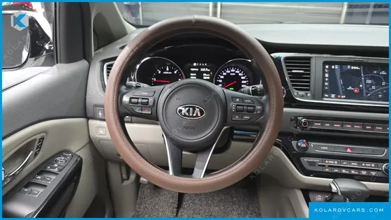 KIA CARNIVAL 9-SEATER NOBLESSE