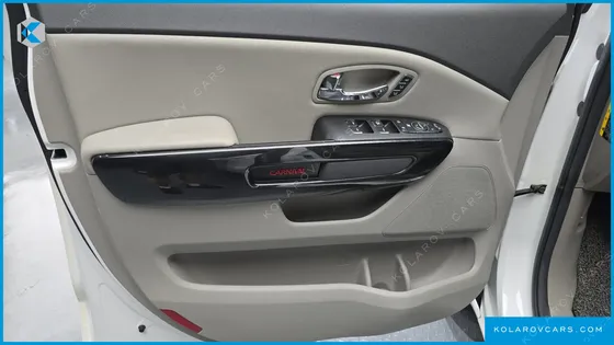 KIA CARNIVAL 9-SEATER NOBLESSE
