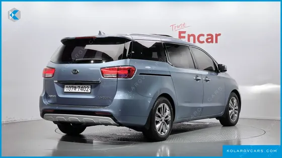 KIA CARNIVAL 7-SEATER LIMOUSINE