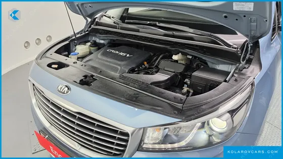 KIA CARNIVAL 7-SEATER LIMOUSINE