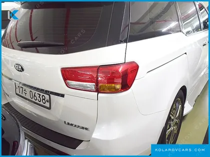 KIA CARNIVAL GASOLINE 7-SEATER LIMOUSINE