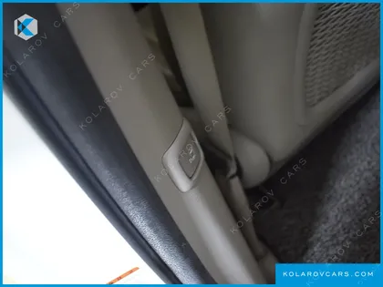 KIA CARNIVAL GASOLINE 7-SEATER LIMOUSINE