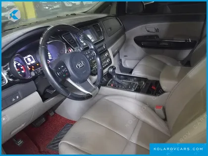 KIA CARNIVAL GASOLINE 7-SEATER LIMOUSINE