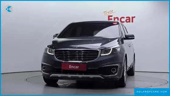 KIA CARNIVAL 9-SEATER NOBLESSE