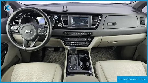 KIA CARNIVAL 9-SEATER PRESTIGE