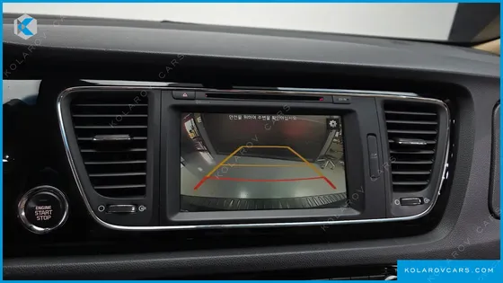KIA CARNIVAL 9-SEATER HI-LIMOUSINE