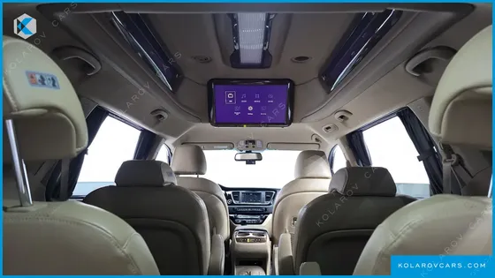 KIA CARNIVAL 9-SEATER HI-LIMOUSINE