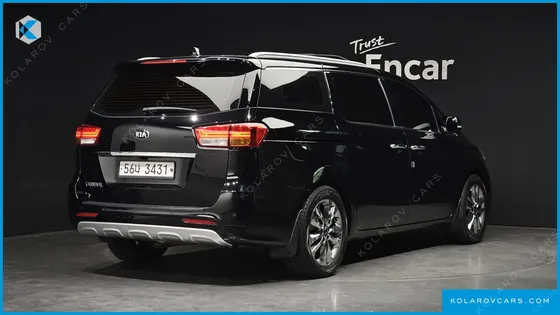 KIA CARNIVAL 9-SEATER NOBLESSE