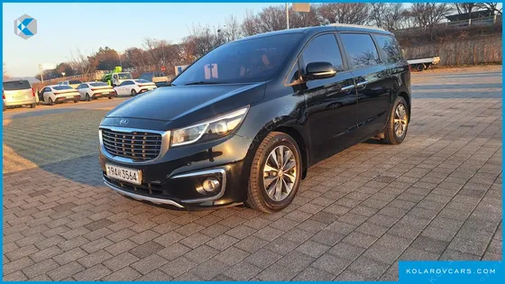 KIA CARNIVAL 9-SEATER LUXURY