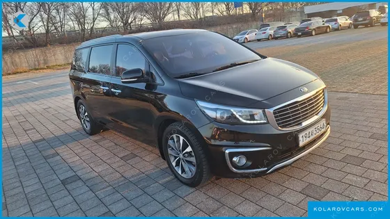 KIA CARNIVAL 9-SEATER LUXURY