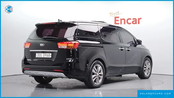 KIA CARNIVAL GASOLINE 9-SEATER NOBLESSE