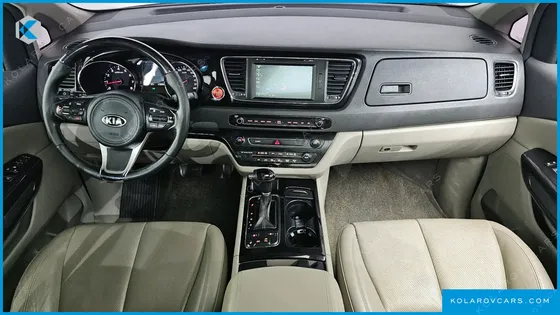 KIA CARNIVAL GASOLINE 9-SEATER NOBLESSE