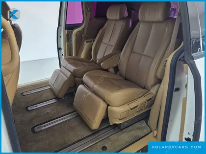 KIA CARNIVAL 7-SEATER LIMOUSINE