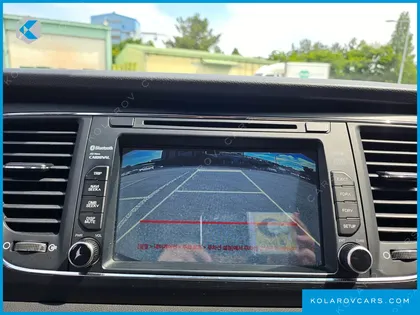 KIA CARNIVAL 9-SEATER LUXURY