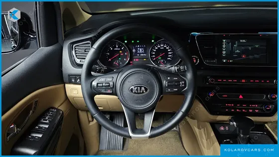 KIA CARNIVAL 9-SEATER NOBLESSE