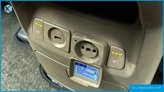 KIA CARNIVAL 9-SEATER NOBLESSE