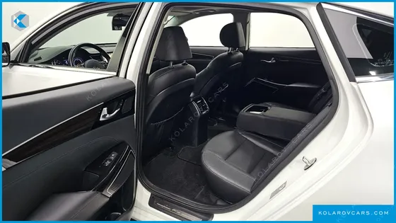 KIA K7 3.0 LPI LUXURY (RENTAL CAR)