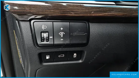 KIA K7 3.0 LPI LUXURY (RENTAL CAR)