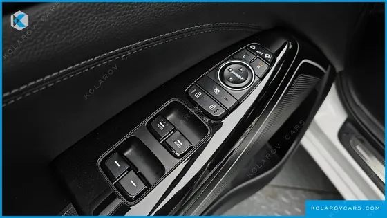KIA K7 3.0 LPI LUXURY (RENTAL CAR)
