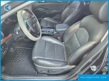 KIA K7 3.0 LPG DELUXE (RENTAL CAR)