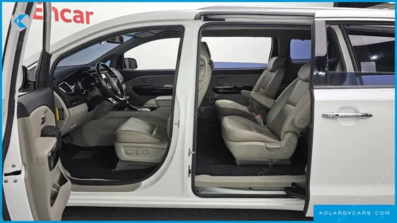 KIA CARNIVAL 9-SEATER PRSTIGE