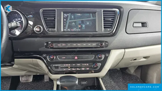 KIA CARNIVAL 9-SEATER PRSTIGE
