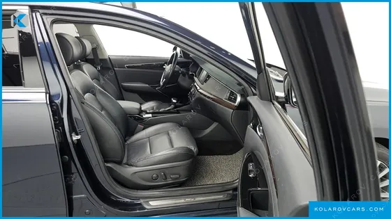 KIA K7 3.0 LPI PRESTIGE (RENTAL CAR)