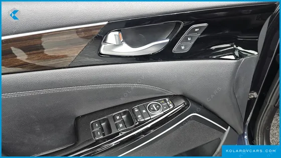 KIA K7 3.0 LPI PRESTIGE (RENTAL CAR)