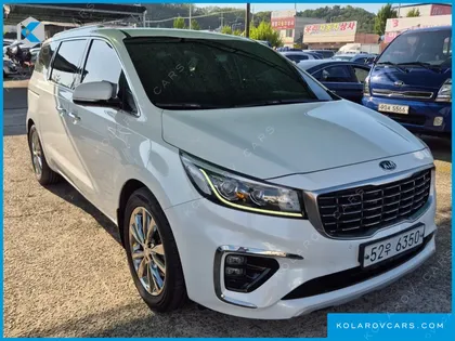 KIA CARNIVAL 7-SEATER LIMOUSINE