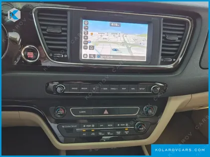 KIA CARNIVAL 7-SEATER LIMOUSINE