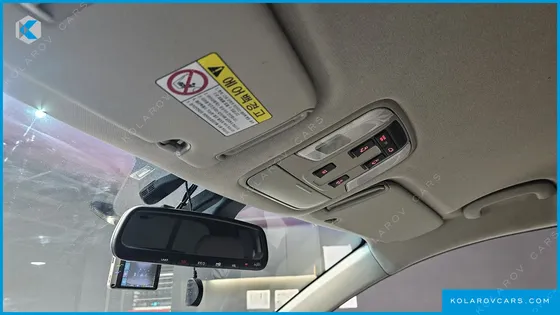 KIA CARNIVAL 7-SEATER LIMOUSINE
