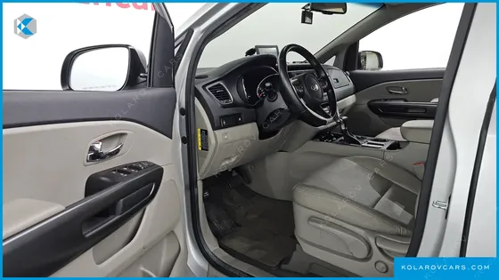 KIA CARNIVAL 9-SEATER LUXURY