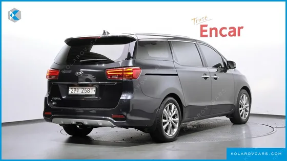KIA CARNIVAL GASOLINE 9-SEATER NOBLESSE SPECIAL