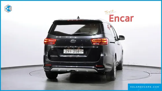 KIA CARNIVAL GASOLINE 9-SEATER NOBLESSE SPECIAL