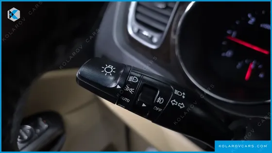 KIA CARNIVAL 9-SEATER NOBLESSE