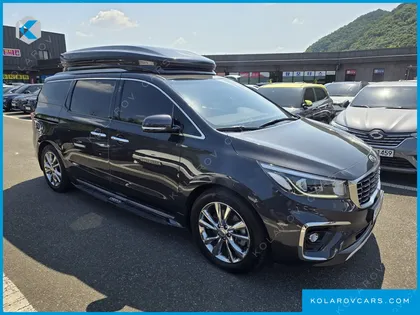 KIA CARNIVAL 9-SEATER PRSTIGE