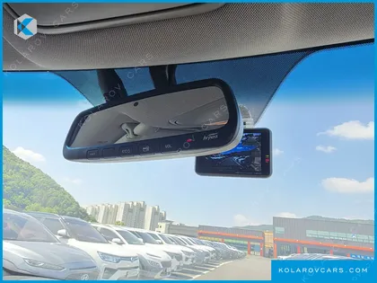 KIA CARNIVAL 9-SEATER PRSTIGE
